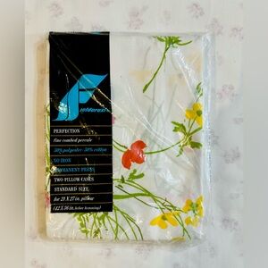 NOS Vintage 70’s Fieldcrest Perfection No Iron Percale Set of Pillowcases!